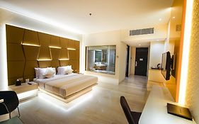 Fm7 Resort Hotel - Jakarta Airport